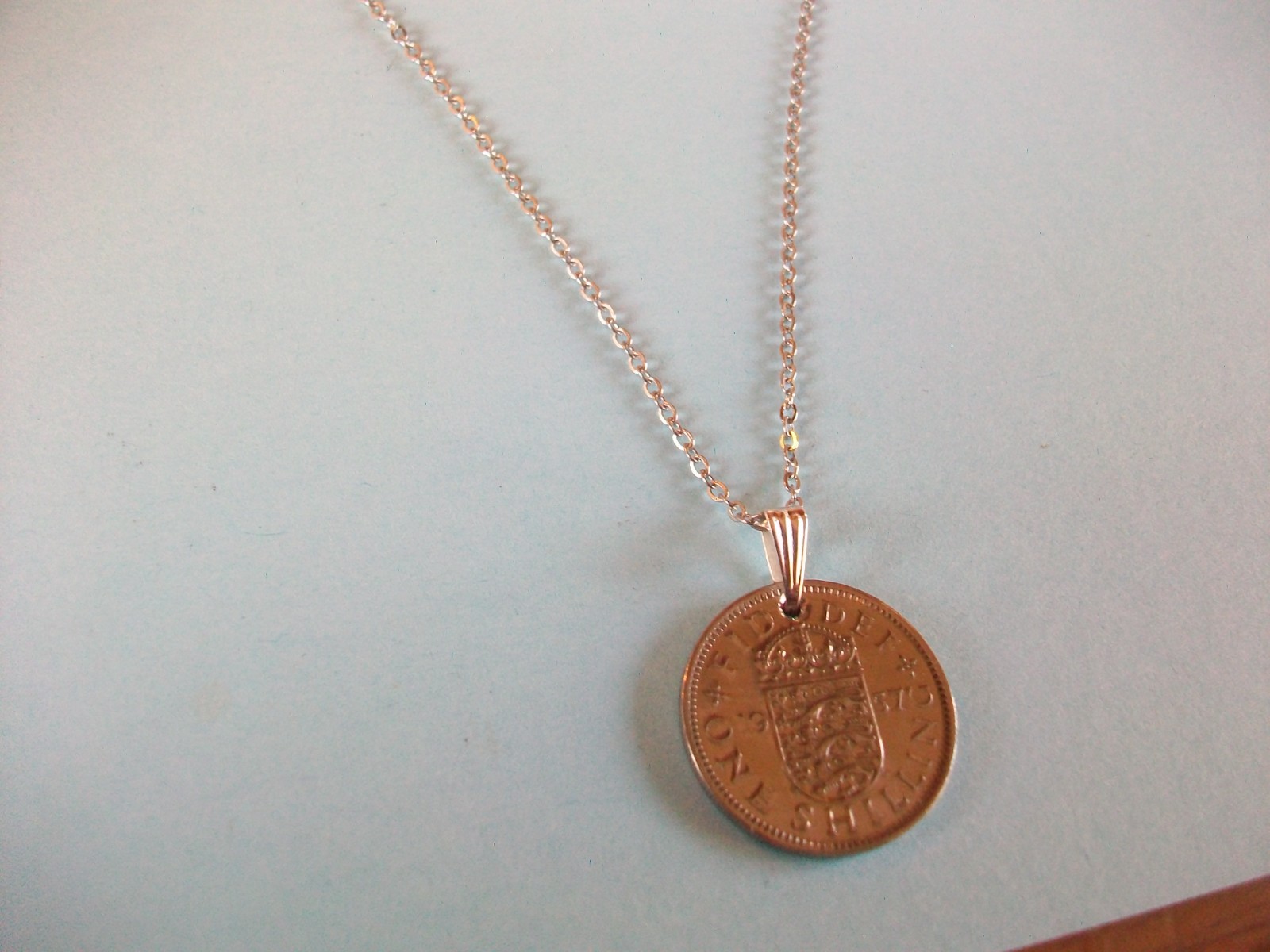 SHILLING COIN – ENGLISH – SILVER FINE LINK CHAIN PENDANT NECKLACE – 1953 to 1965