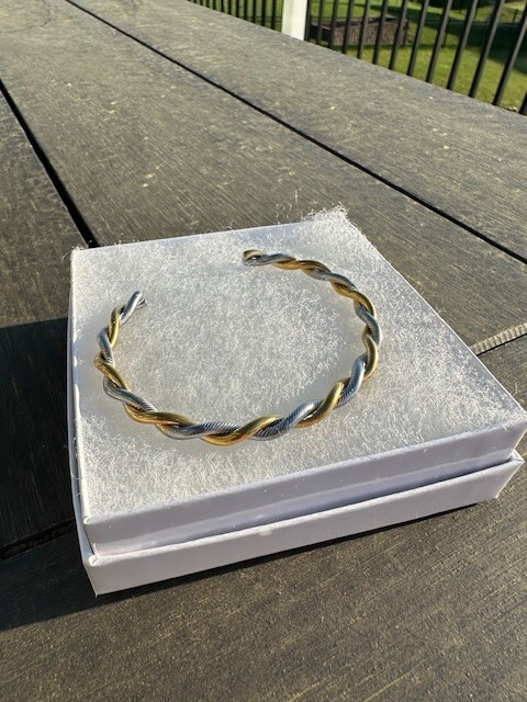 Women jewerly, High End Gold & Silver Twist Rope Cuff Bracelet Women Adjustable