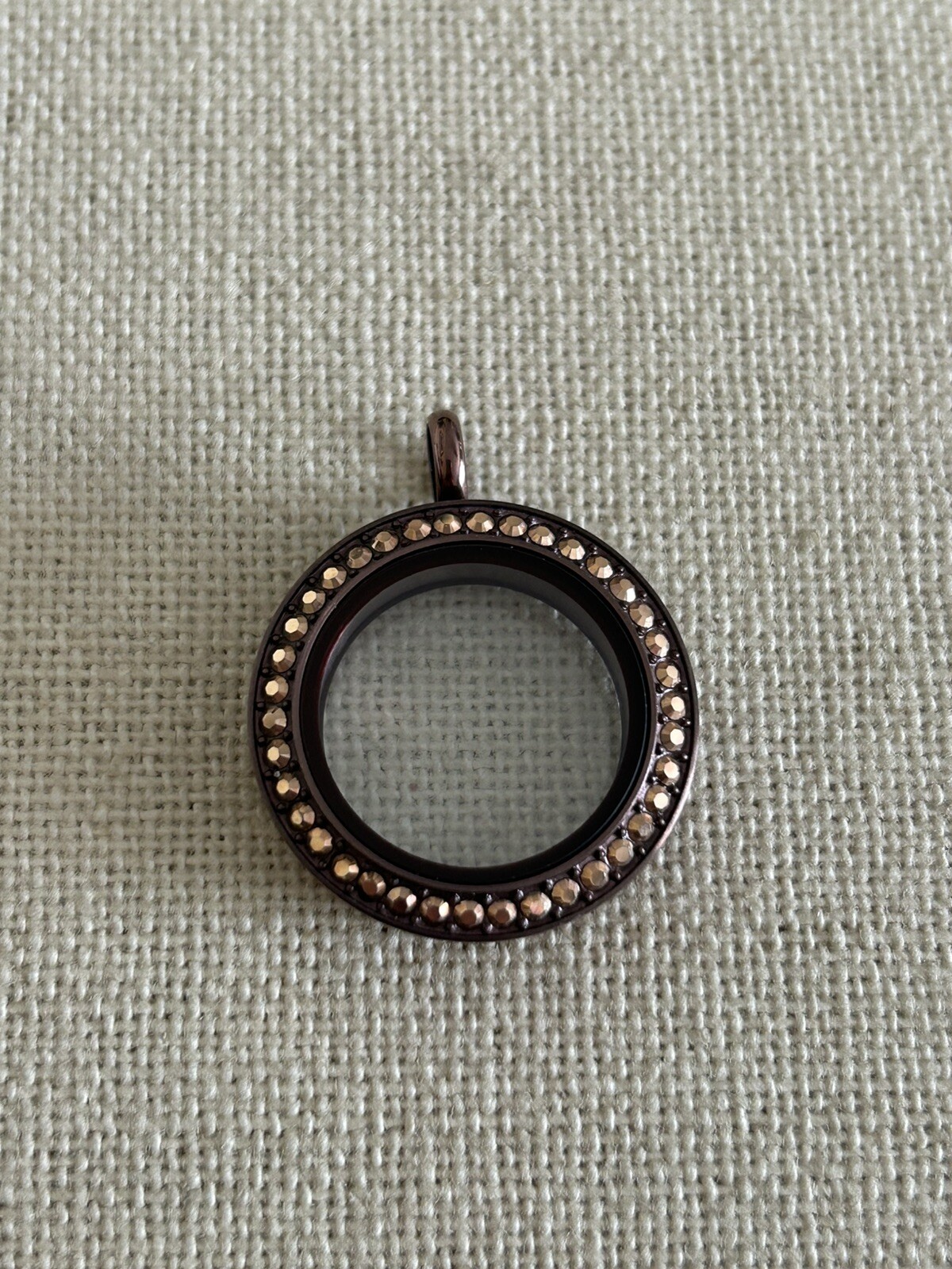 Origami Owl Medium Chocolate w/Metallic Crystals Twist Locket & Chain Set “New”