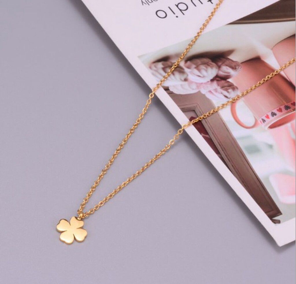 Women Girl Titanium Stainless Steel 15 mm Gold Four Leaf Clover Necklace 16-18″