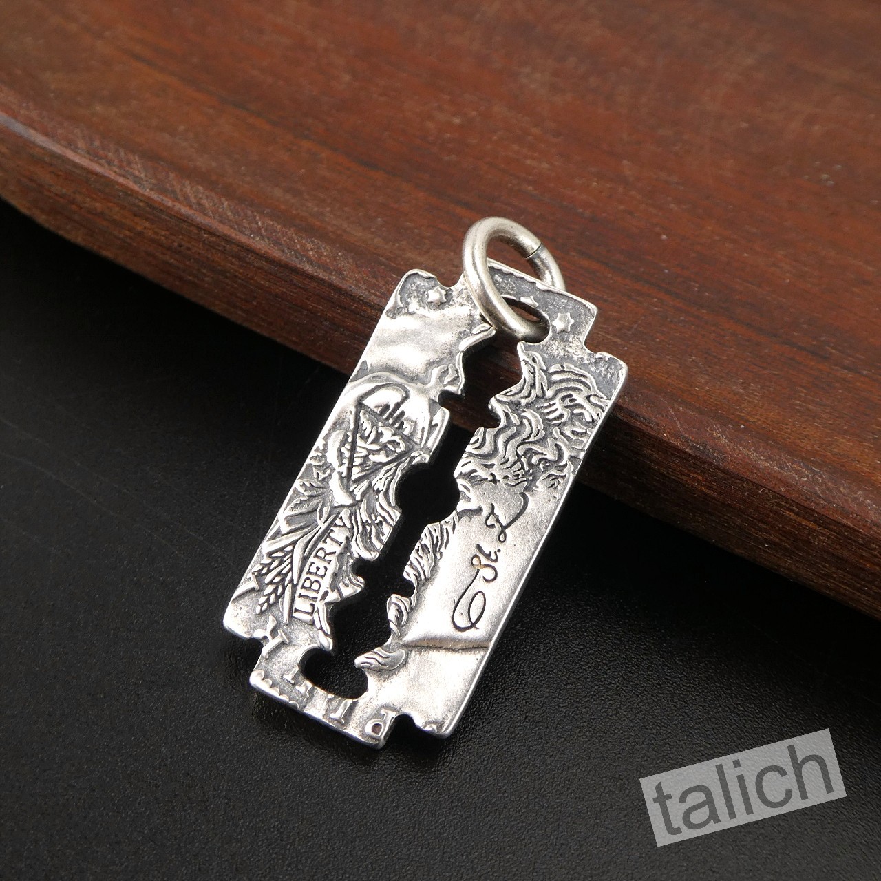 Solid 925 Sterling Silver Razer Blade Men’s Pendant Vintage Liberty Coin Detail