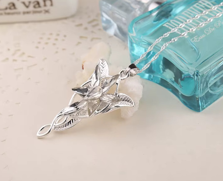 New Lord of The Rings Arwen’s Necklace Evenstar Pendant Crystal Silver Chain