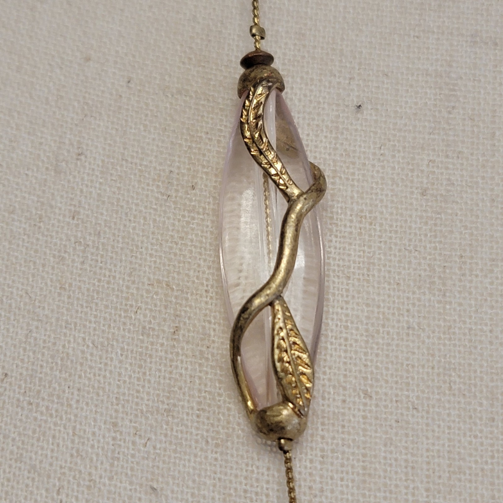 VTG Station Necklace 40″ Pink Gold Tone Beaded Frosted Metal Wrapped Leaves