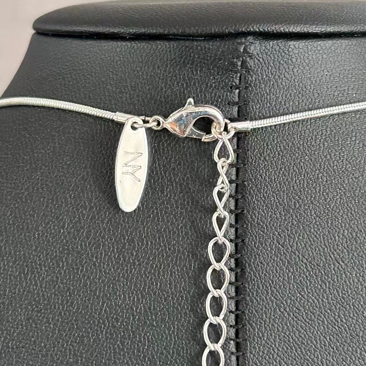 Modern Silver Tone Lariat Y Necklace Snake Chain Sliding Bead Bar Tassel 17-20″