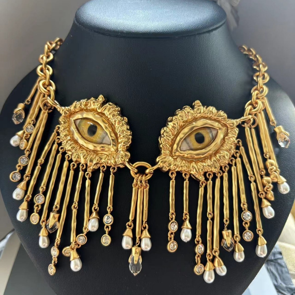 NEW Schiaparelli Women Retro Devil’s Eye Tassel Gold Plate Necklace Lover Gift