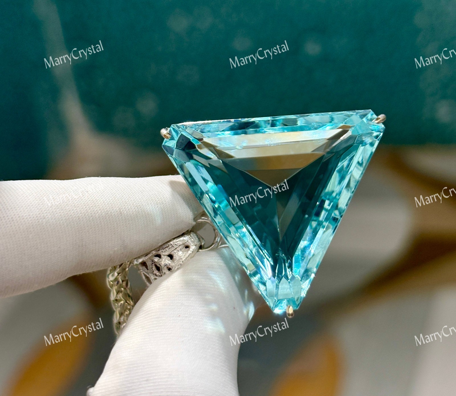 65+ Ct Trillion Cut Blue Aquamarine German Silver with 18″ Chain Loose Gemstone