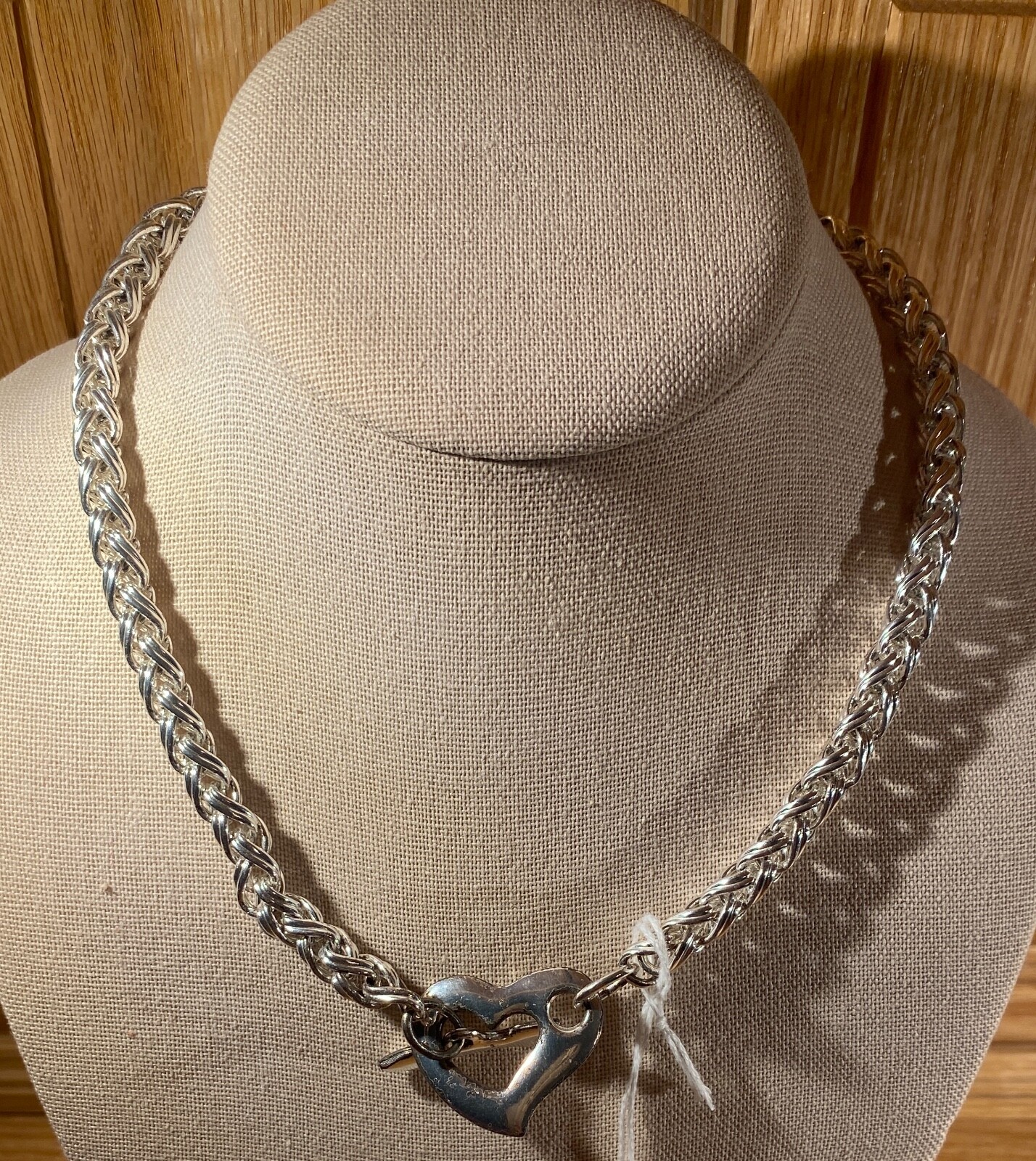 Modern Silver Toned Heart & Arrow Necklace Thick Chain 18″ Fashion Jewelry