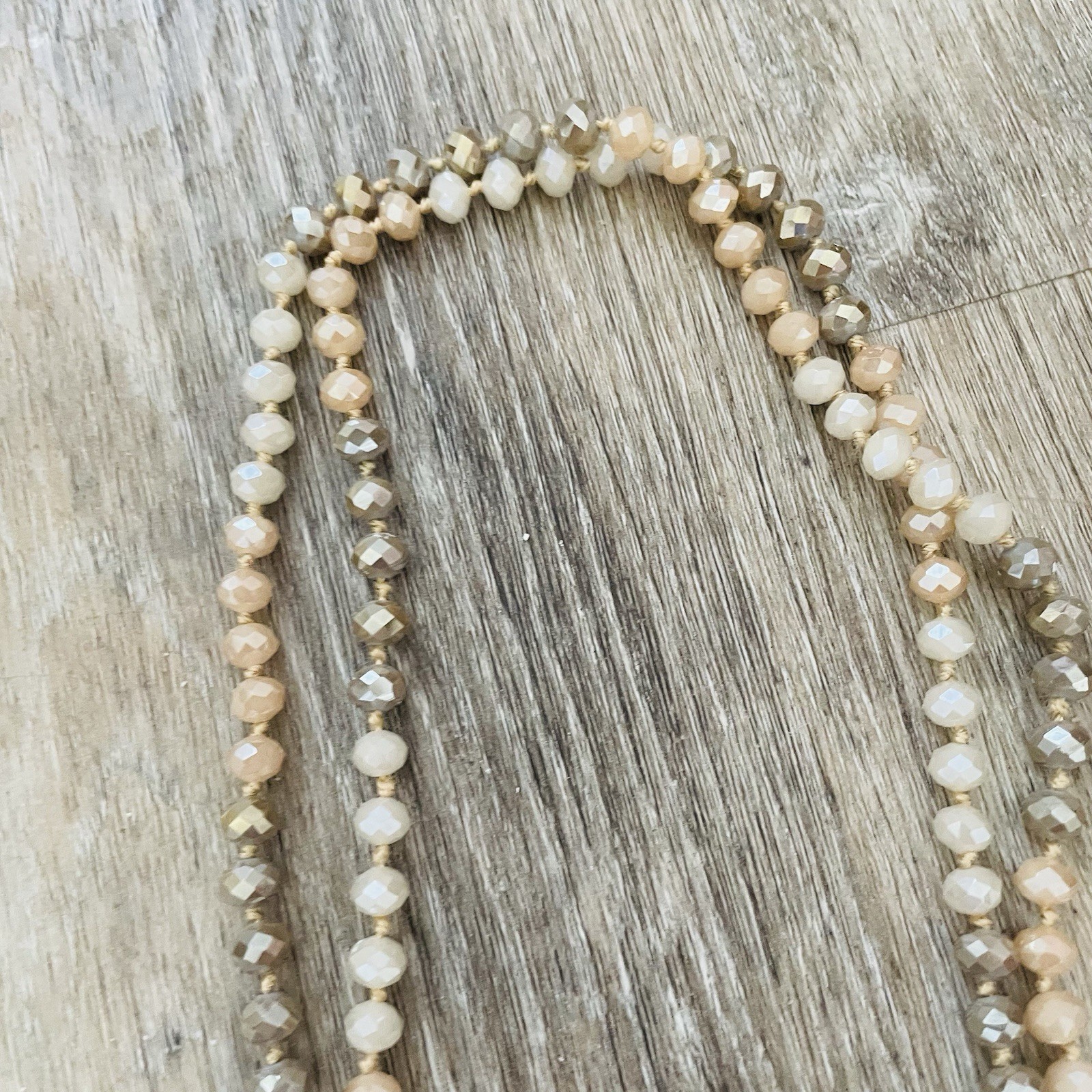 Layered Pearl Beaded Necklace in Cream and Gold – Brand Unspecified