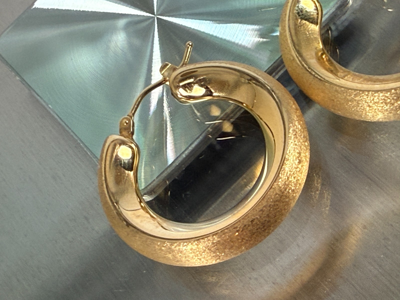 VOGA Collection 18K Gold Electroform Brushed Polished Knife Edge Hoop Earrings 1