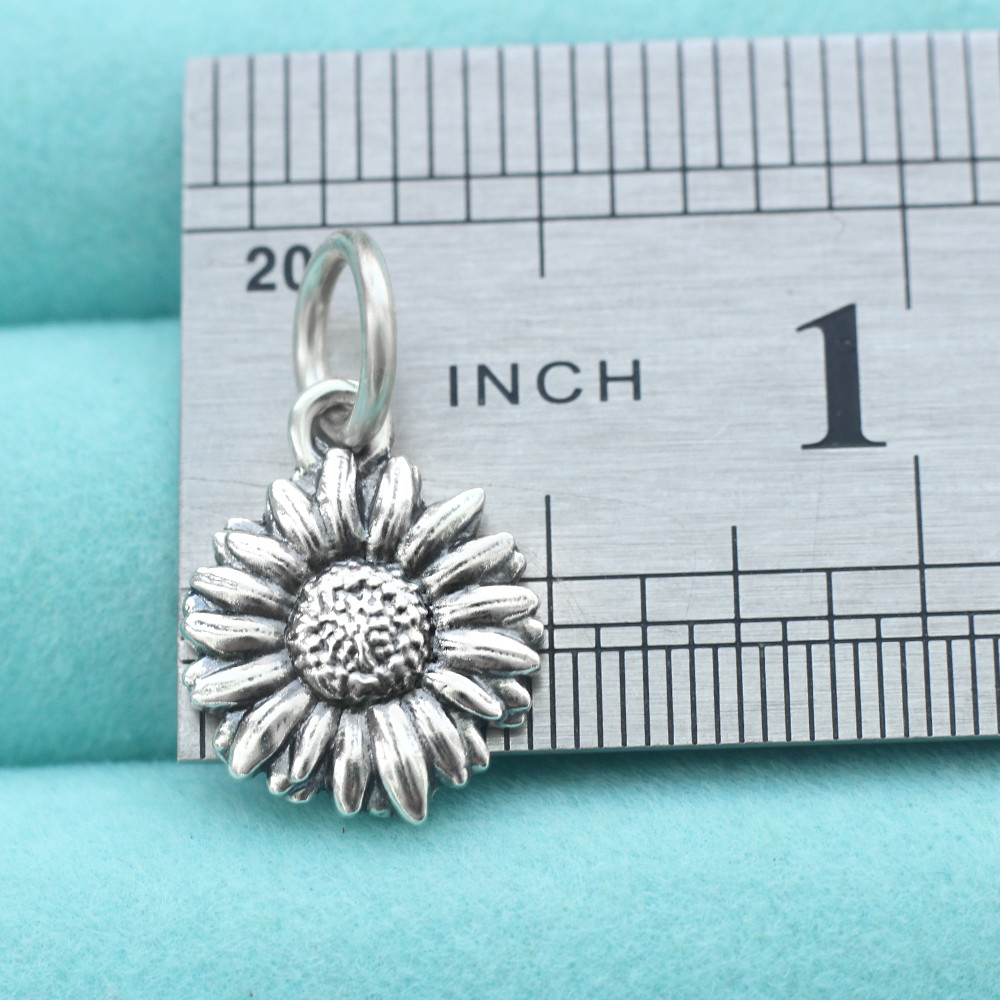 925 Sterling Silver Daisy Pendant Charm Bellis Perennis For Necklace Bracelet