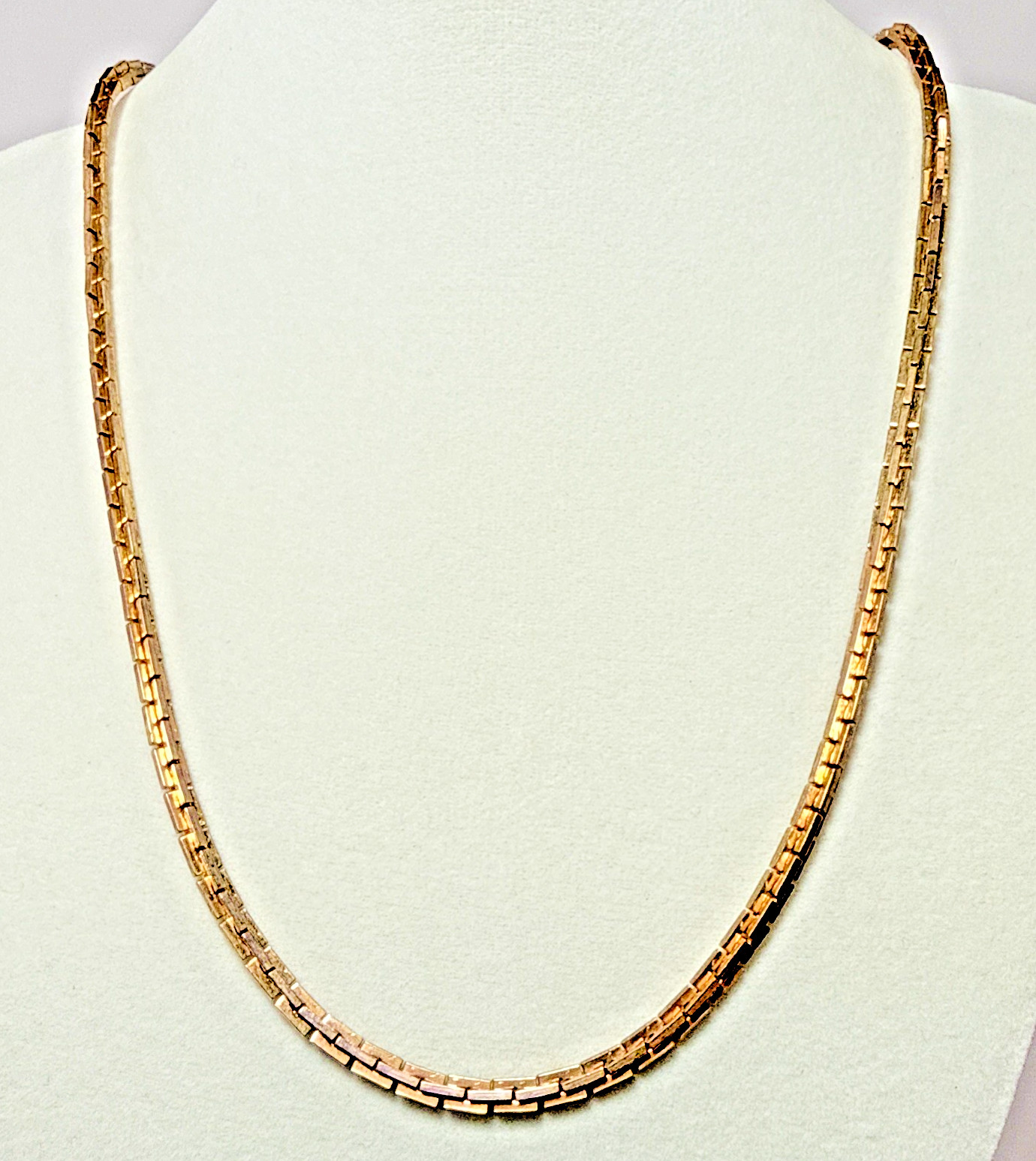 Vintage Yellow Gold Tone Flat Bar Link Chain Necklace Classic Choker Style