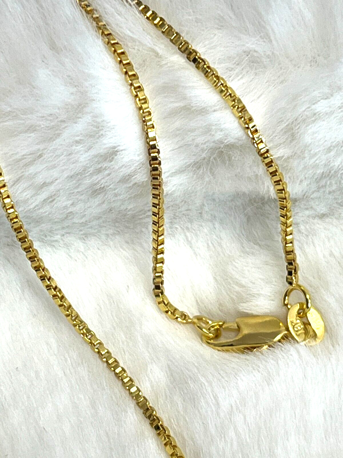 SHARP!! STAMPED 18K GOLD FILLED 1.6mm BOX CHAIN 28″ LONG FITS PENDANT NECKLACE
