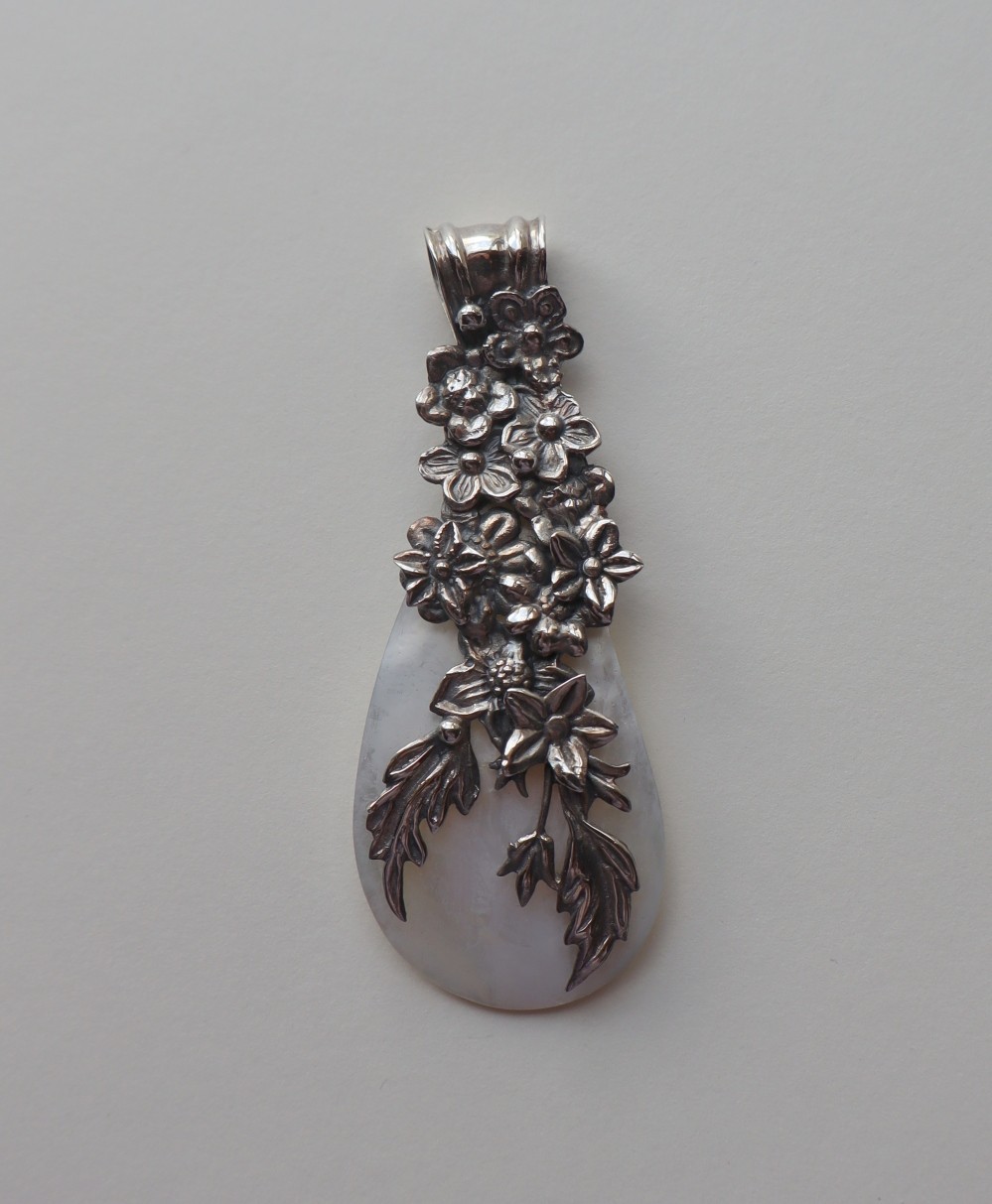.925 Sterling Silver MOTHER OF PEARL mop LARGE teardrop flower PENDANT 3″ long