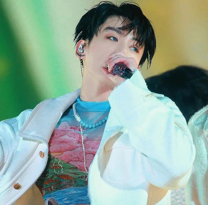 BTS Jungkook Half & Half Agate & Pearl Necklace Unisex Adult Teenagers