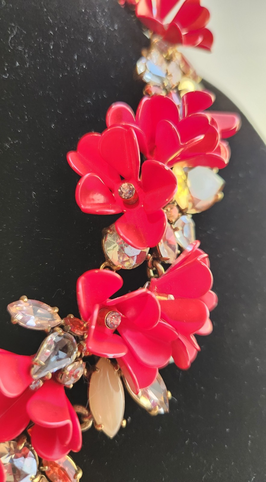 J.CREW Signed Red Flower Collar Statement Necklace Crystal Rhinestone Lobster