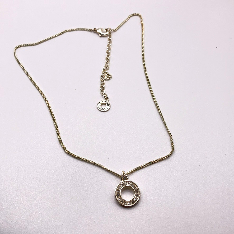 Pilgrim pendant charm necklace silver tone metal 46cm adjustable sparkly Danish