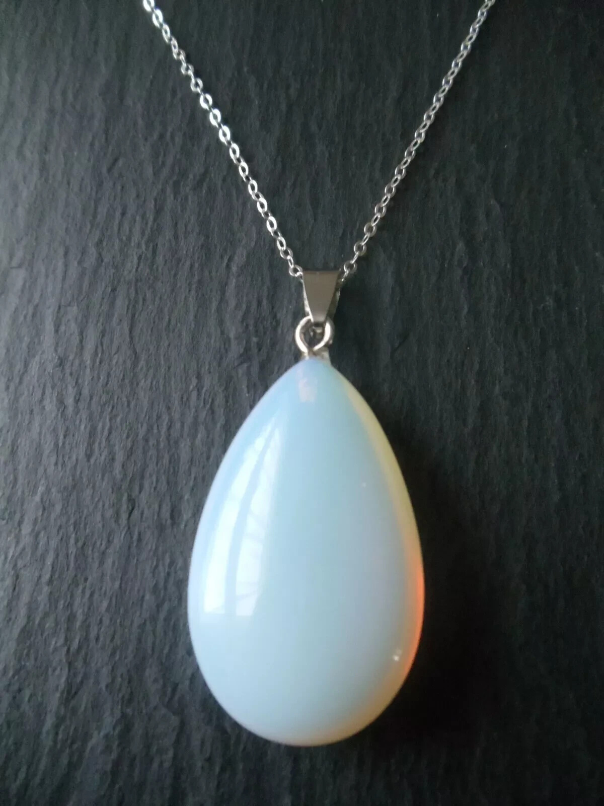 Beautiful Opalite Pendant & 18″ Necklace! FREE SHIPPING IN THE USA!