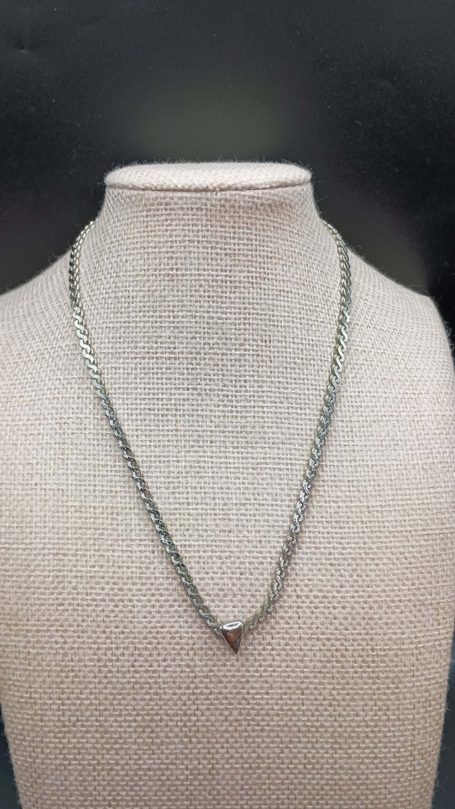 Vintage Monet Necklace Silver Tone Flat Curb Link Modernist Triangle Pendant 15″