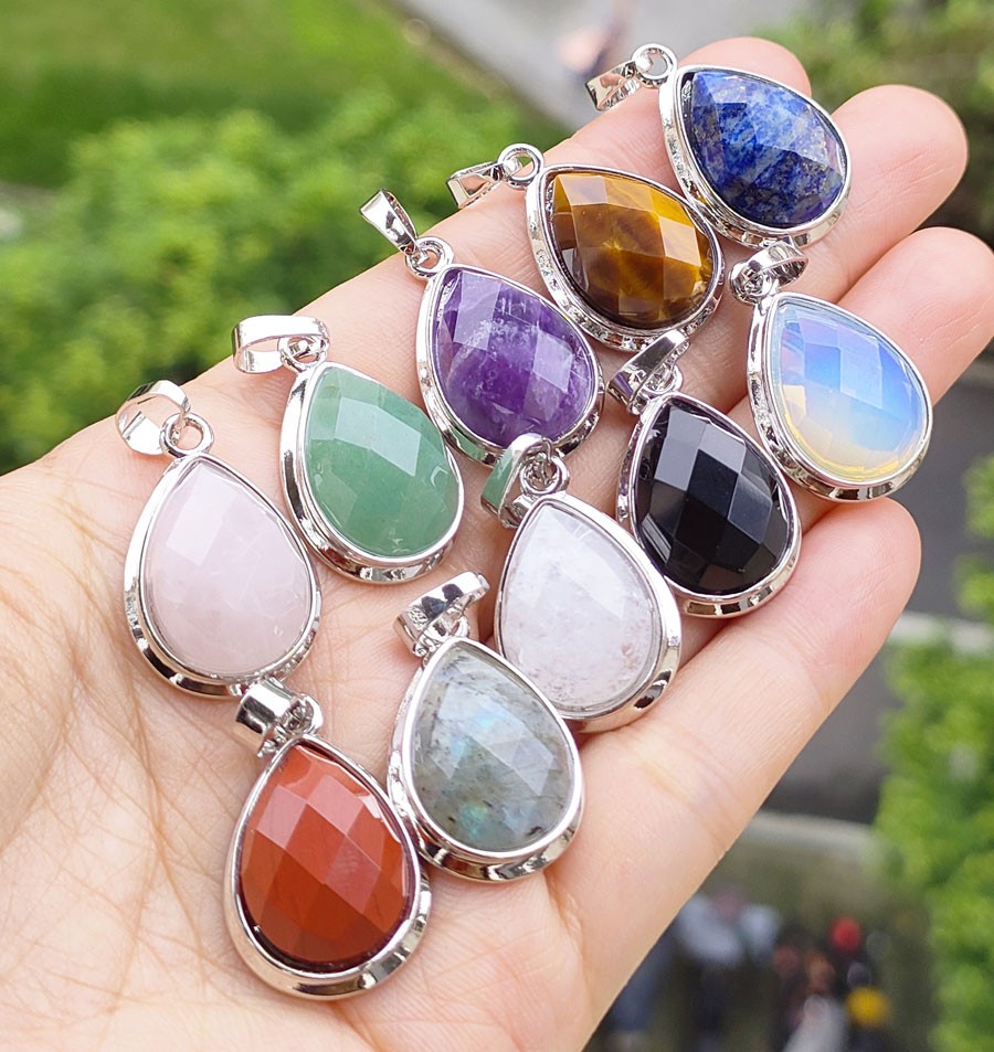 10pcs Amethyst Vary Gems stone Pendants Faceted Energy Luck Amulet
