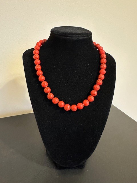 Red Turquoise Round 10mm Gemstone Beads 17″ Beautiful Bright Necklace.