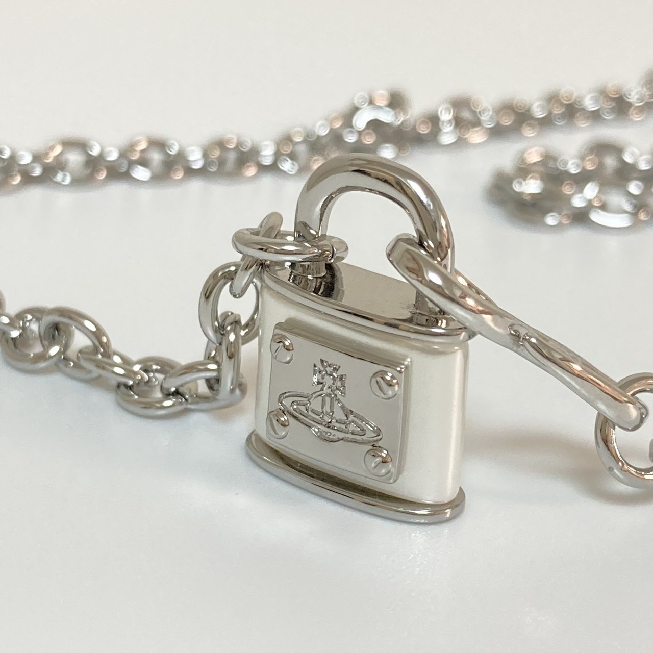 Vivienne Westwood Necklace Padlock Silver White 40.5cm 1.8×1.3 drawstring NO BOX