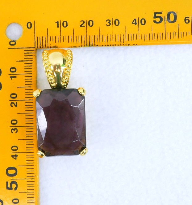 JOAN RiVERS GLAM LARGE FACETED EMERALD CUT AMETHYST GLASS PENDANT 36″ NECKLACE