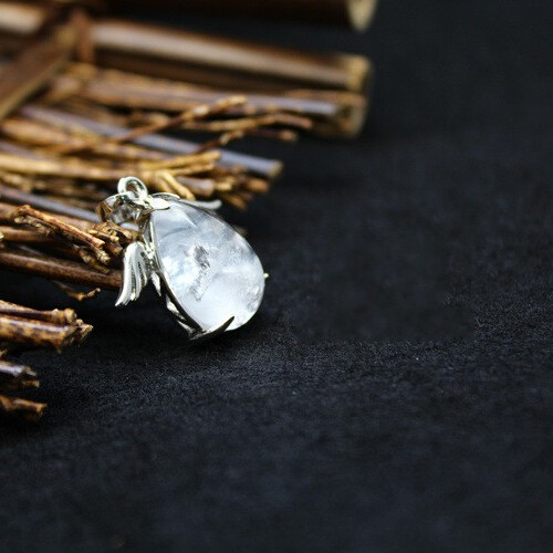 25*24mm Natural Stone Crystal Gemstone Angel Wing Pendant Unisex Adult Jewelry