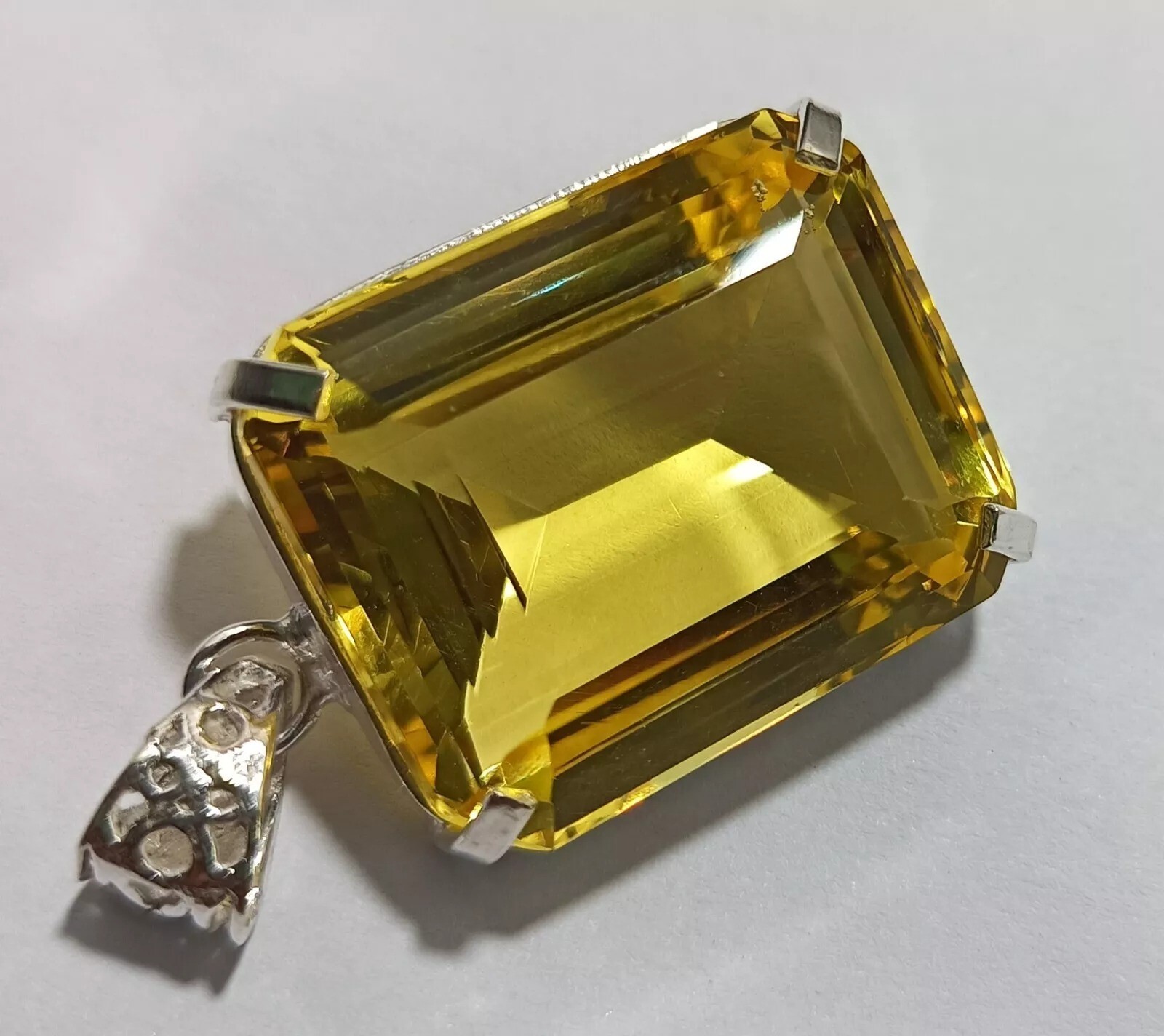 Emerald Shape Natural 91.40 Ct Yellow Citrine 925 Solid Silver Pendant Gemstone