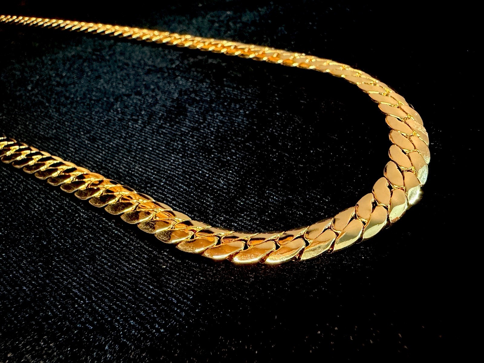 Miami Cuban 14K Stamped Gold Filled 24in 8MM necklace W/ Box Lock BRAND NEW.
