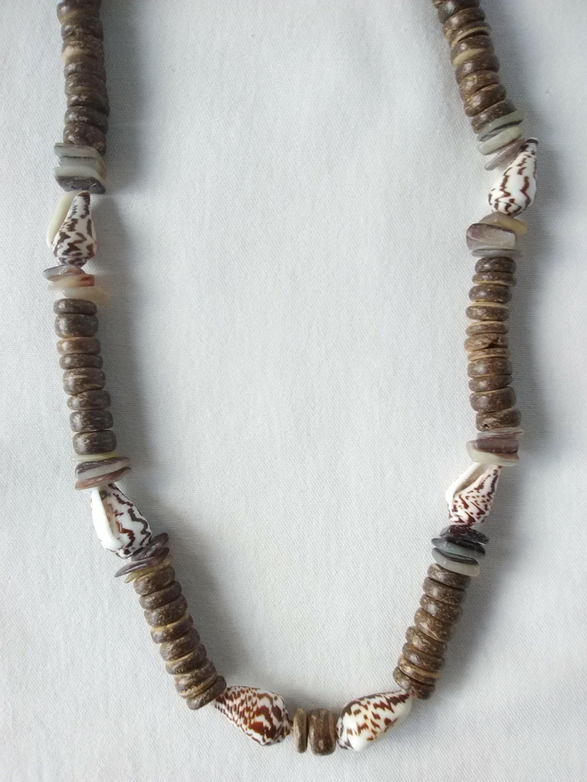 Surfer Necklace Puka Shell Coco Beads Ethnic Tribal 17.5″ Gift US Seller New