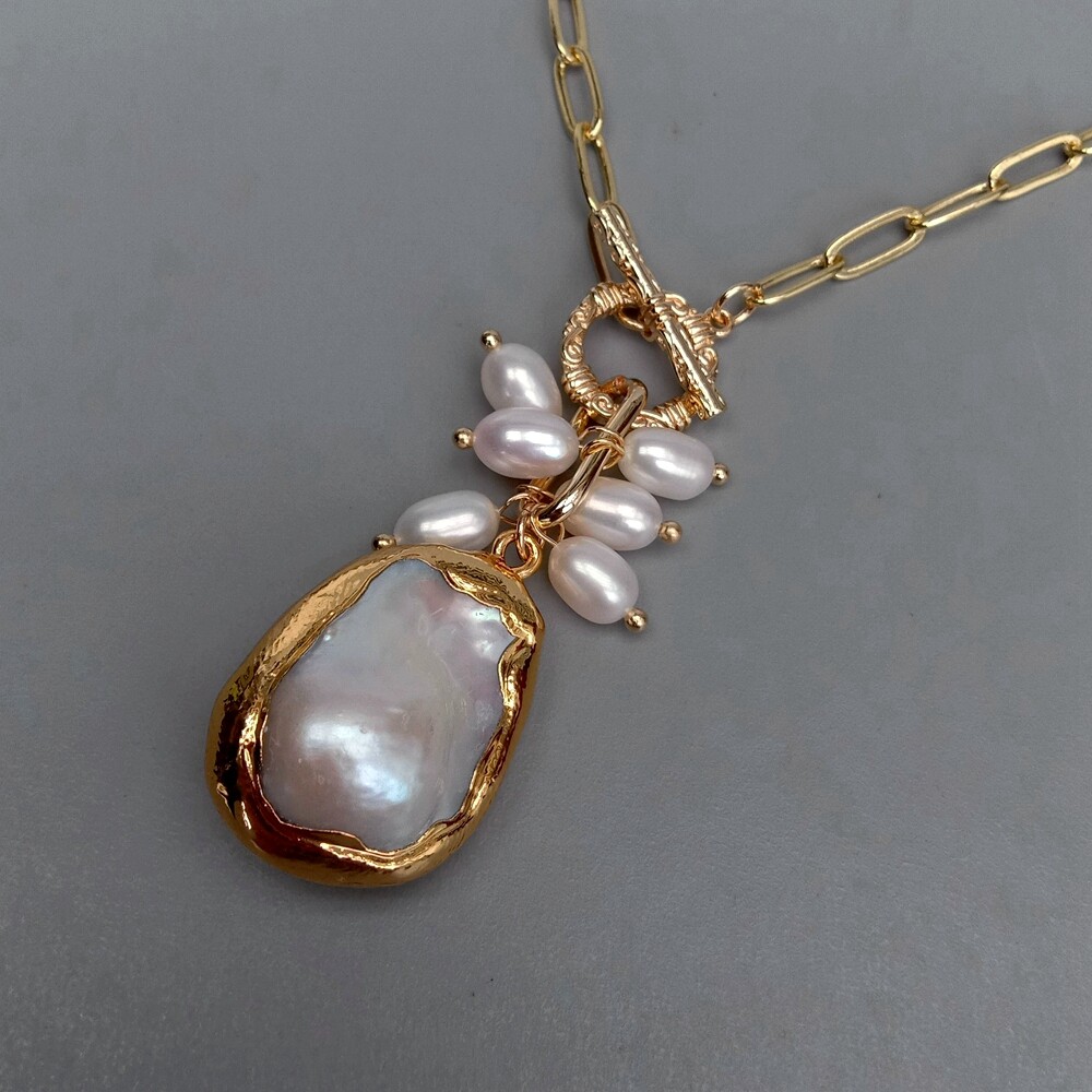 White Keshi Pearl Pendant Gold Plated Chain Necklace Simple Gift Natural Pearl