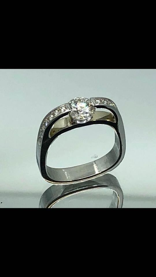 Wedding Engagement Ring
