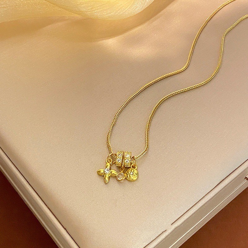 14k Gold-plated Zircon Inlaid Necklace Women’s Star Pendant Collarbone Chain