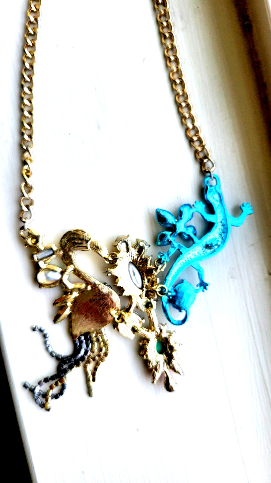 Betsy Johnson Paradise Lost Necklace preowned excellent