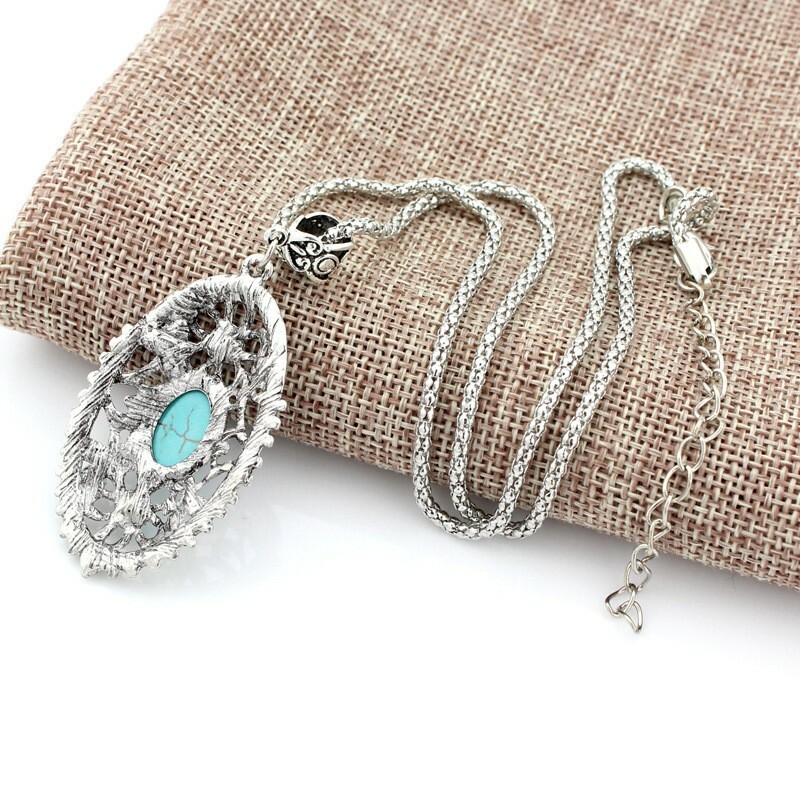 Vintage Tibetan Looking Hollow Alloy Pendant Necklace Jewelry. NEW
