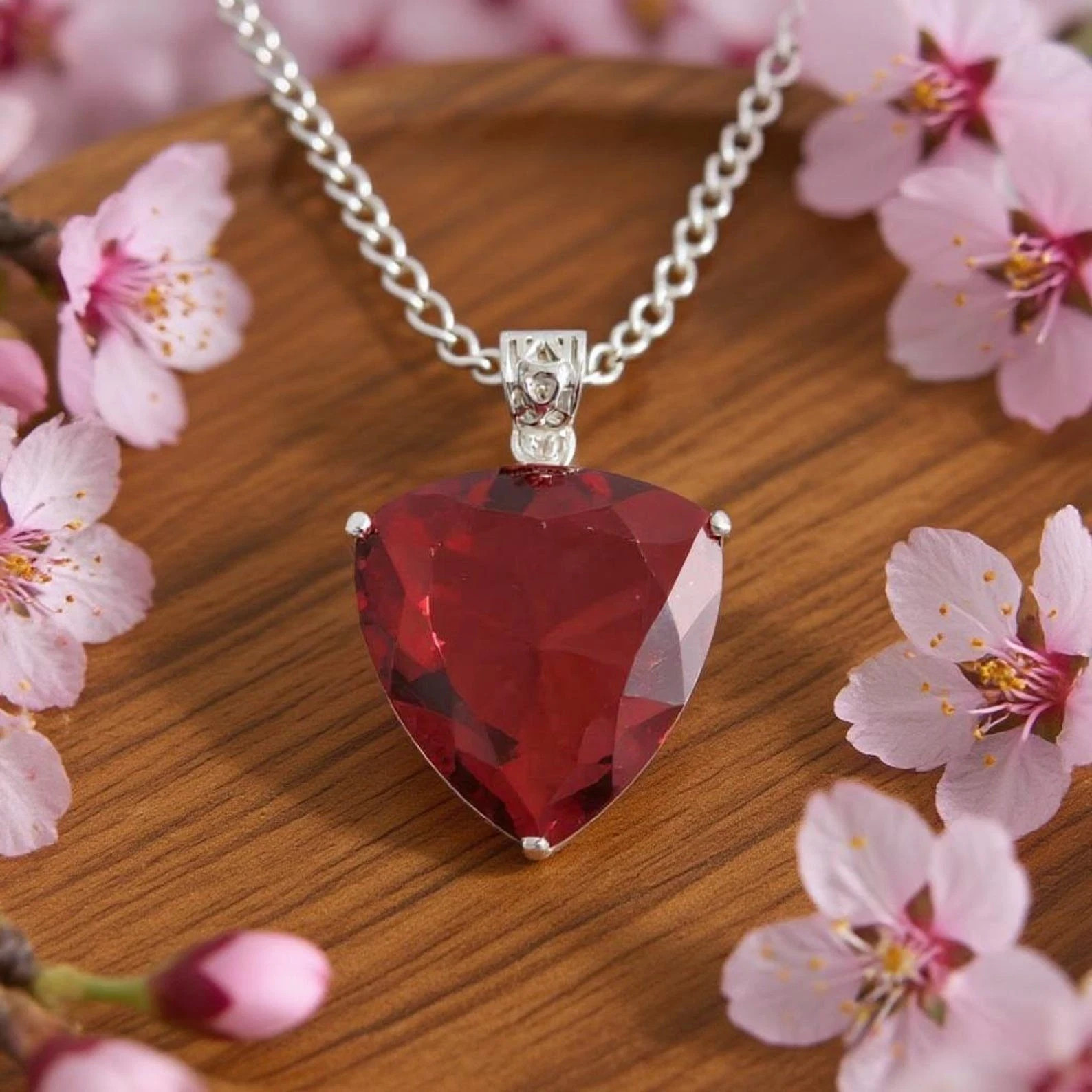 37 Ct Natural Ruby Trillion Necklace Silver Jewelry Handmade loose Gemstone
