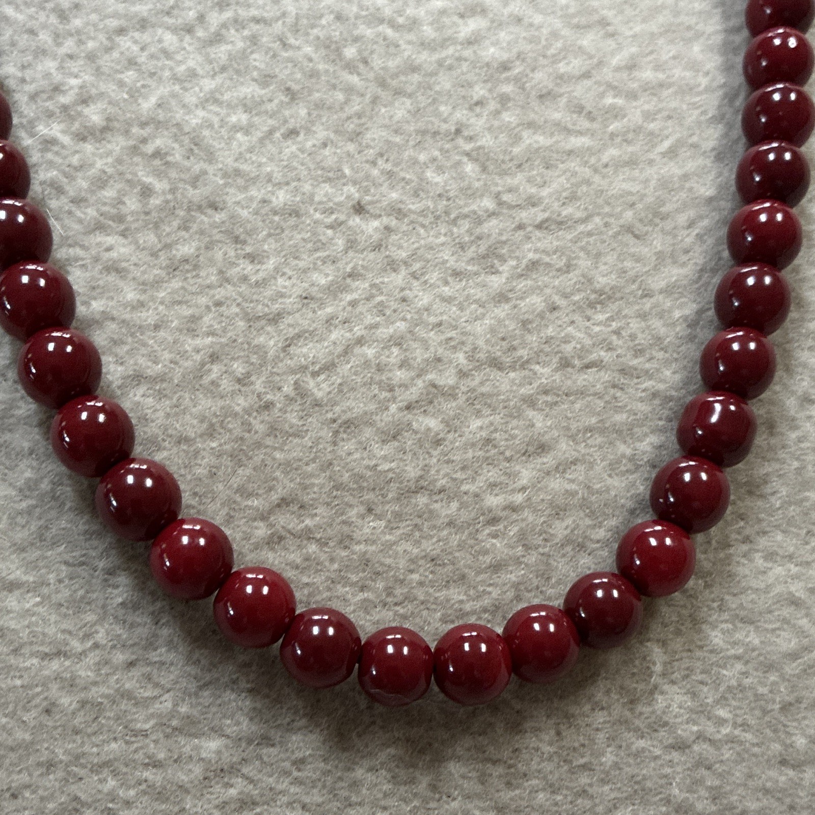 Classic Cherry Red Round Glass/Beaded Strand Necklace w/Lobster Clasp Ball.