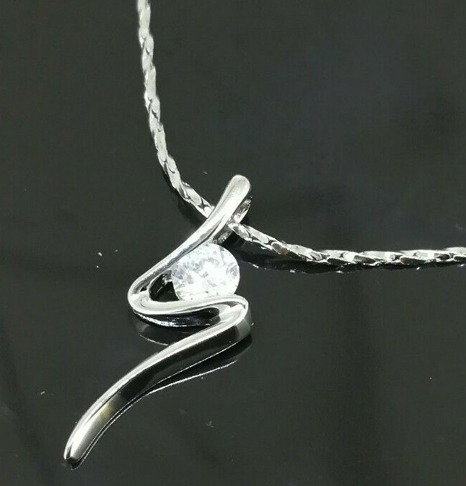 Chic 18k White Gold Filled GF Crystal Pendant Necklace N-A836 Woman Gift Wedding