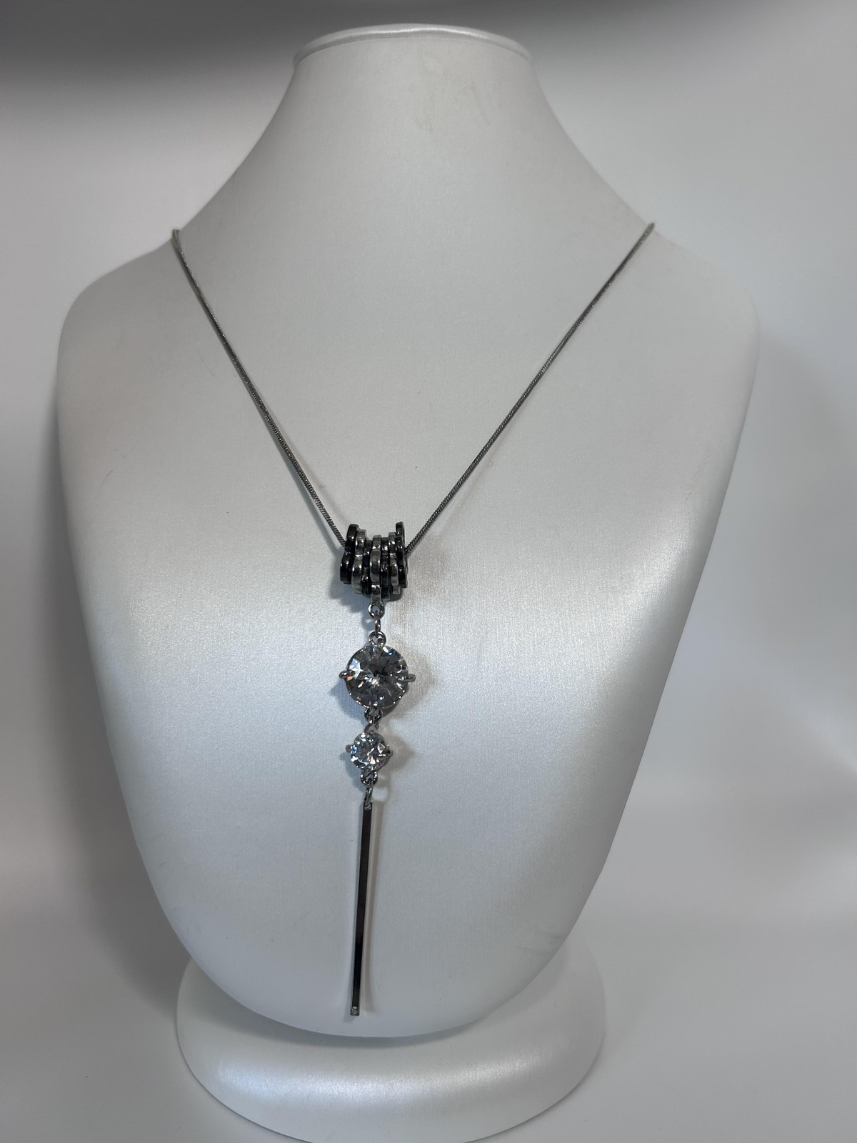 Necklace Silver Tone Y-Drop Round Crystal Bar Pendant Floral Chain Statement