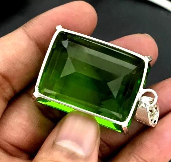 101 Ct+ Certified Natural Green Topaz 925 Solid Silver Pendant Loose Gemstone