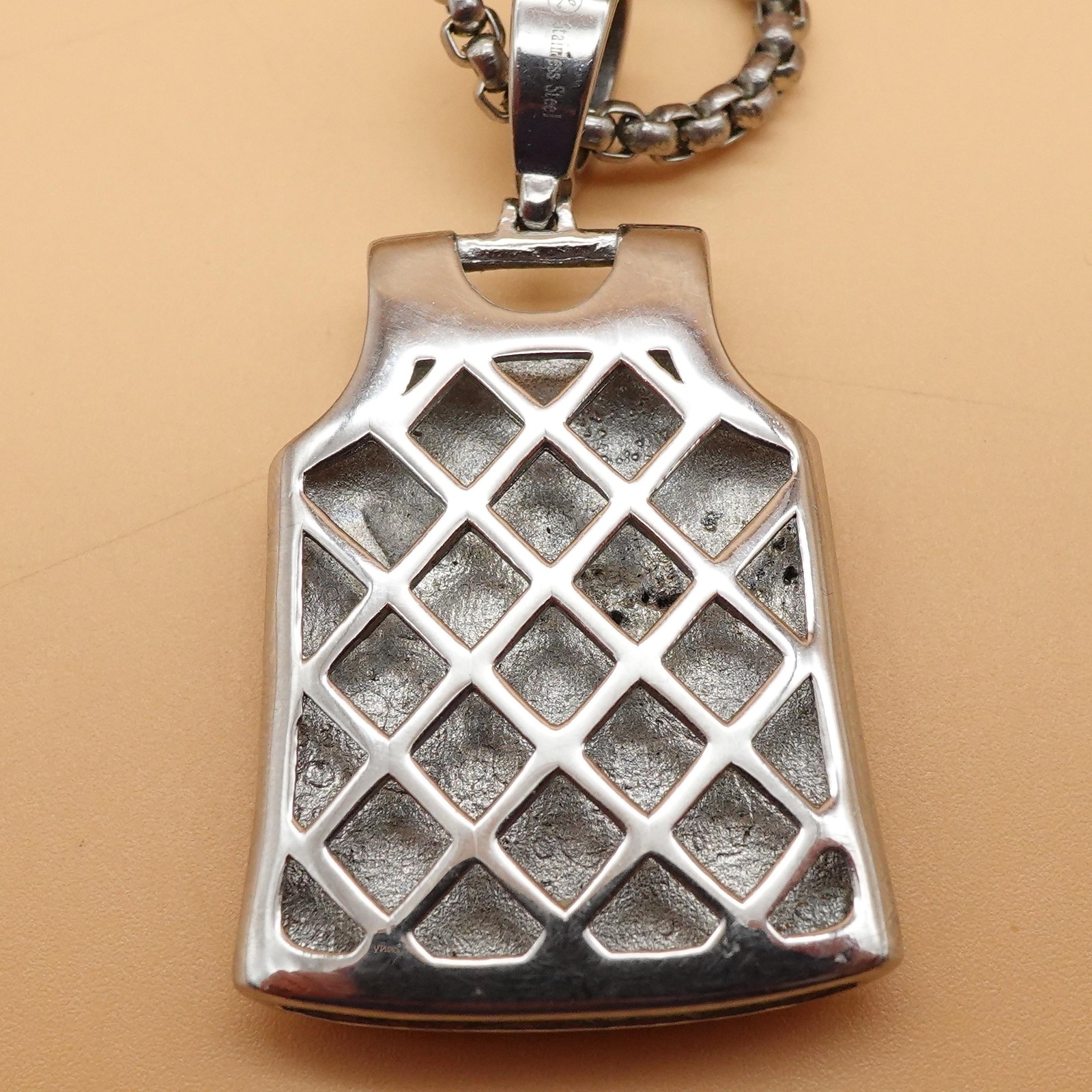 Bryant 24 Jersey Pendant Necklace Silver Tone Chain Sports Statement Jewelry