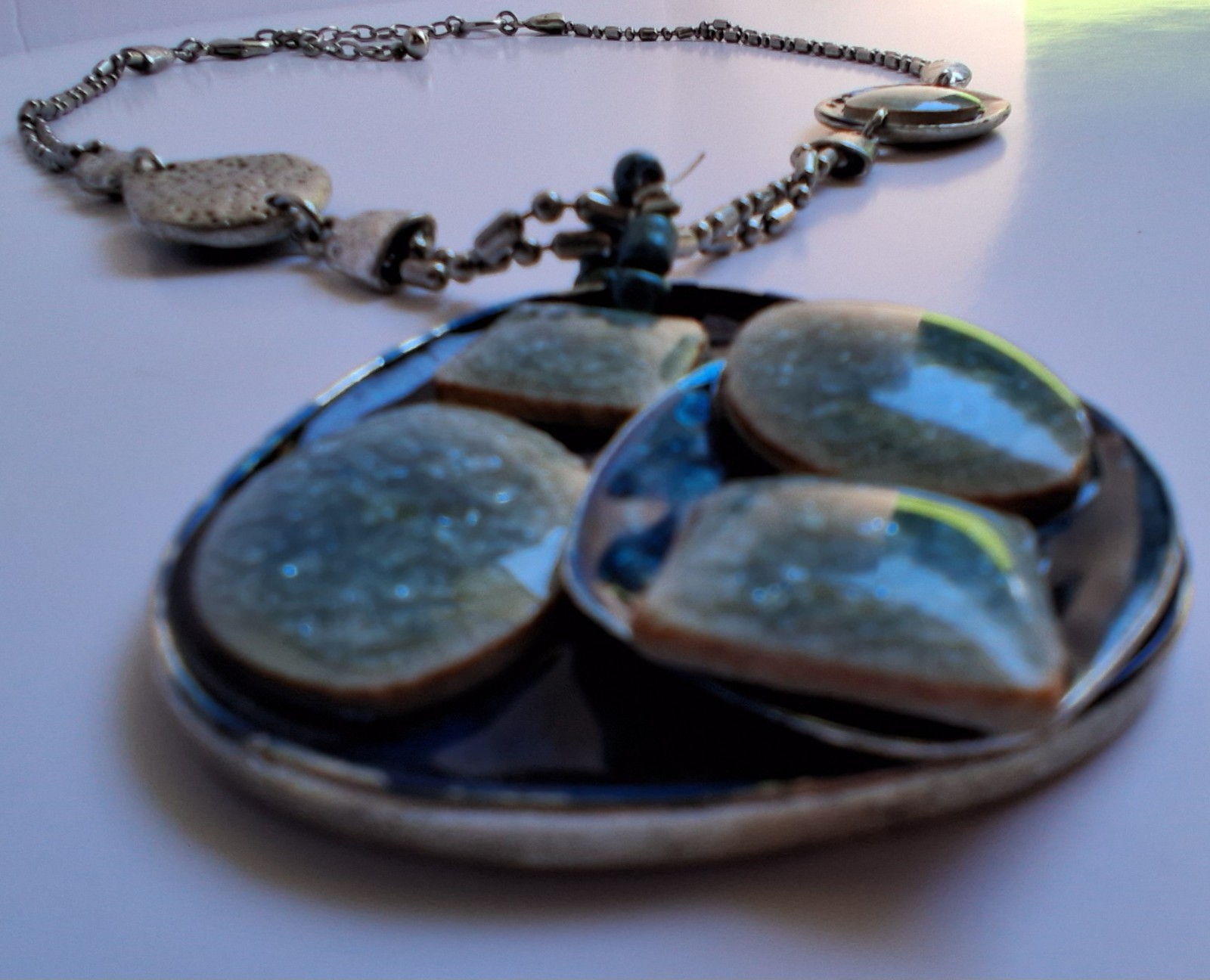 Modern Silver Tone Blue Glitter Stone Geometric Pendant Statement Necklace