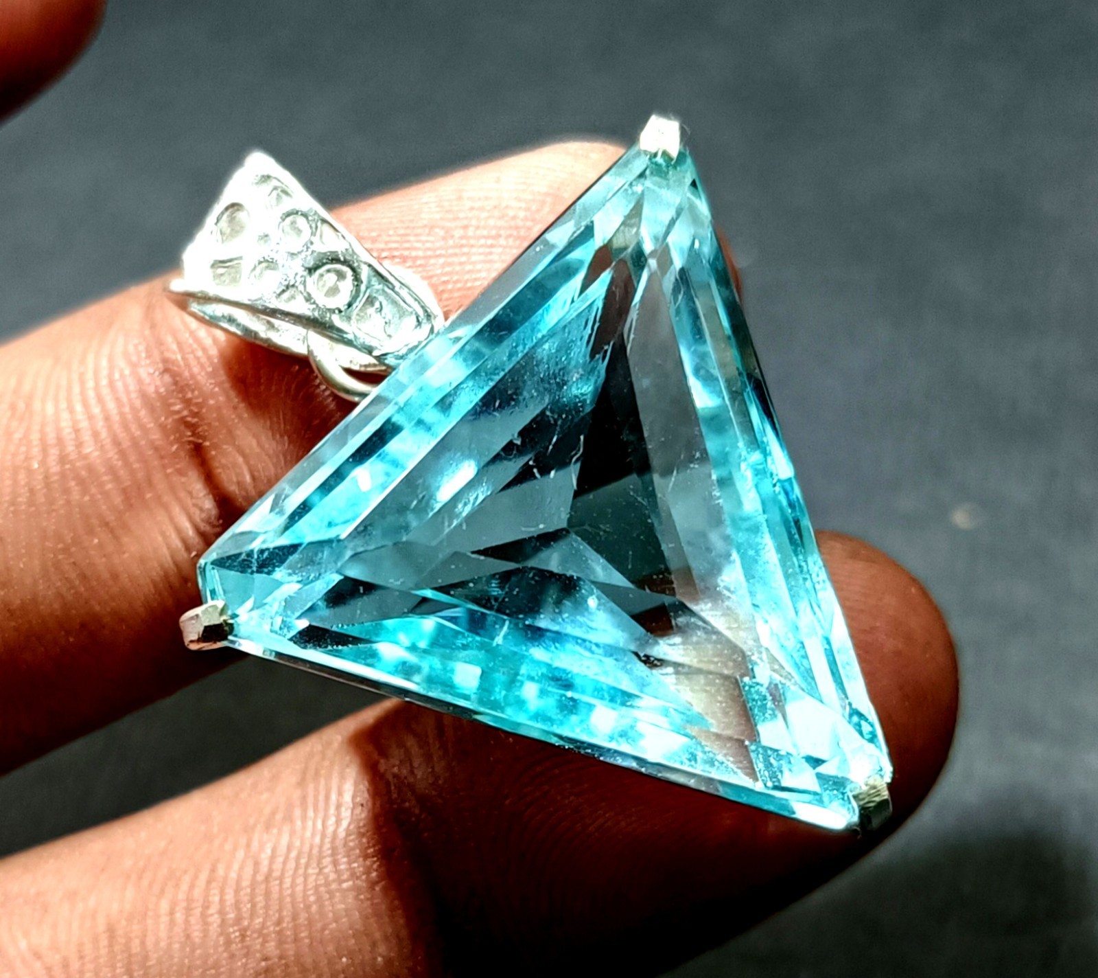 62.9Ct Trillion Aquamarine Natural Topaz 925 Solid Silver Pendant Loose Gemstone