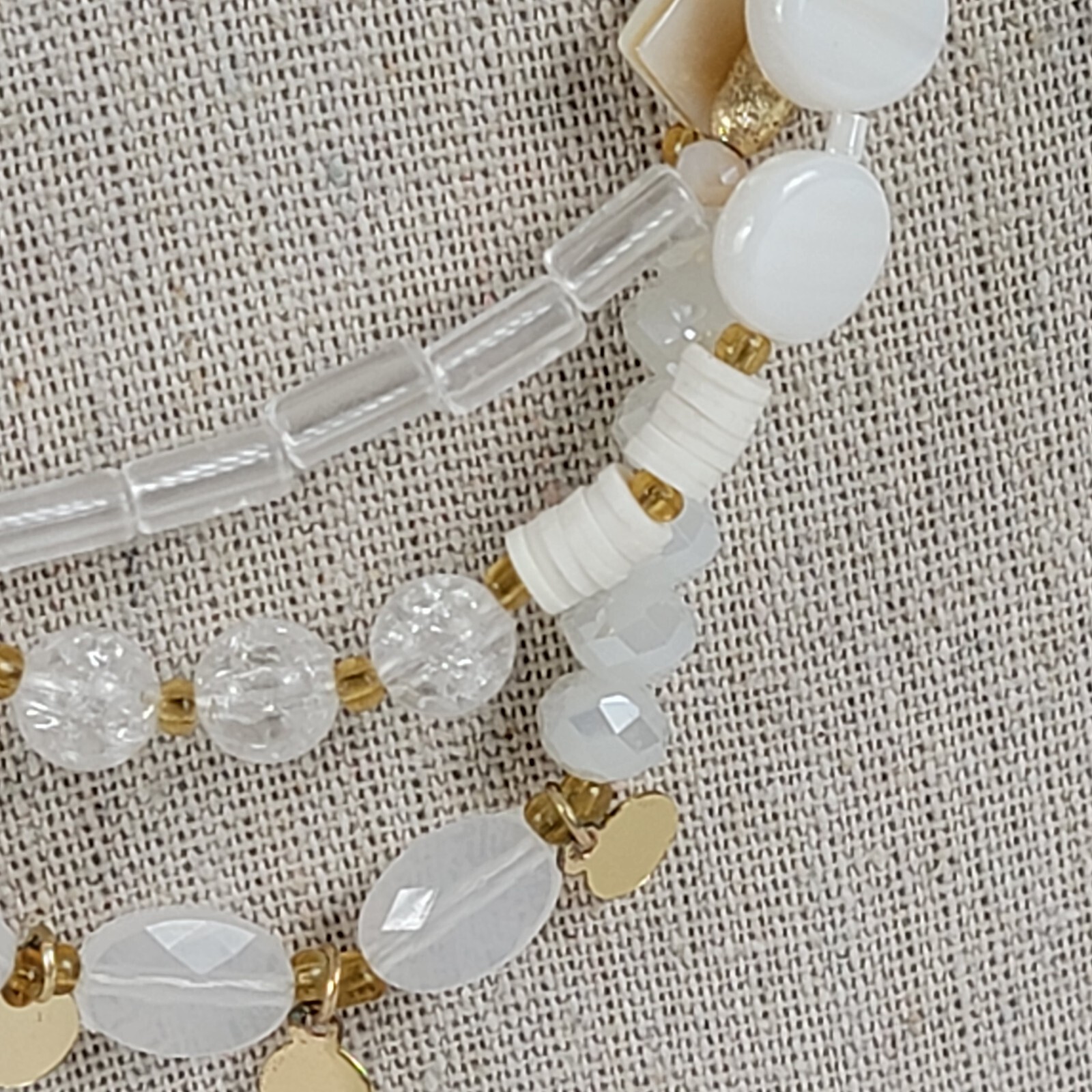 White And Gold Mother Of Pearl Glass Beaded Layered Necklace 21″ Lobstert Clasp