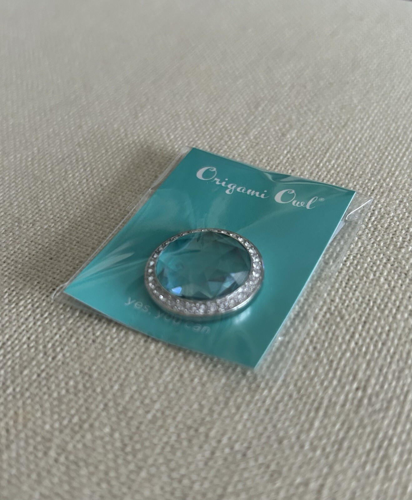 Origami Owl BZ2006 Petite Silver Face w/Aqua Prism & Crystals “NIP”