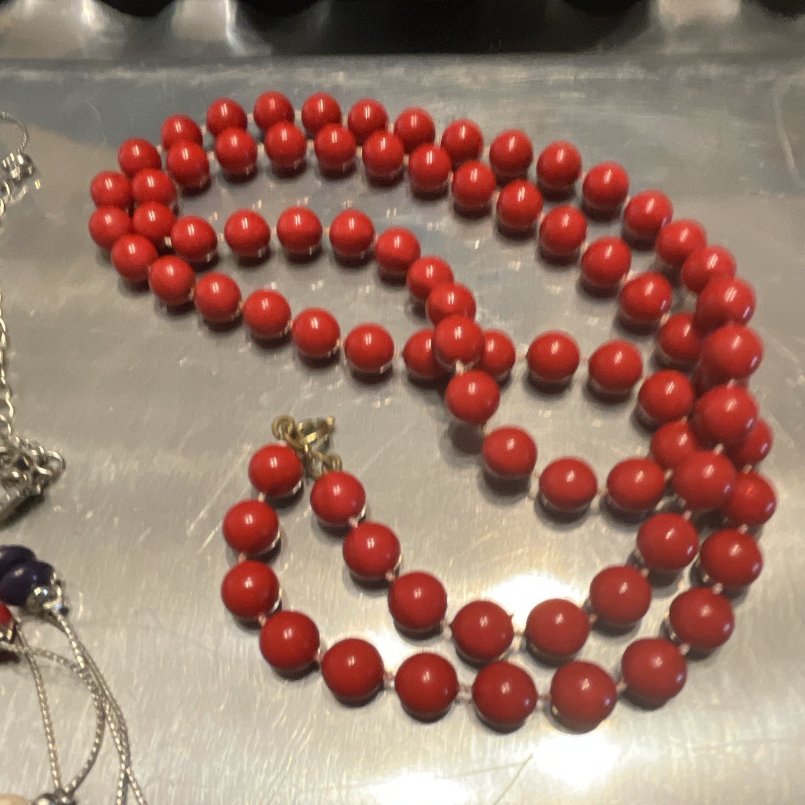 Red Round Beaded Necklace Silver Tone Metal Chain Beads Beaded Chain Style