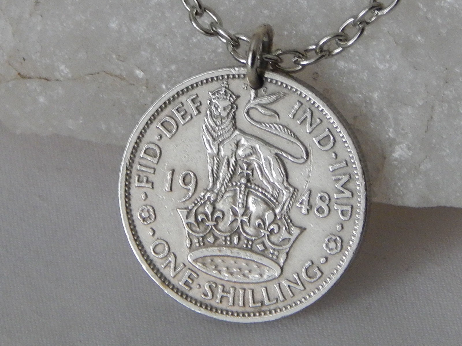 1948 Great Britain 1 Shilling Coin Pendant Necklace Crowned Lion #250