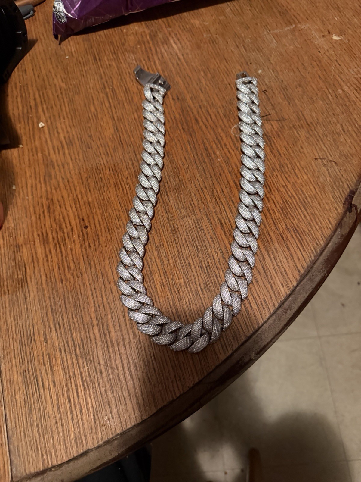 Lil Yachtys custom 22mm Cuban chain from his recent 2023 “Field Trip Tour”