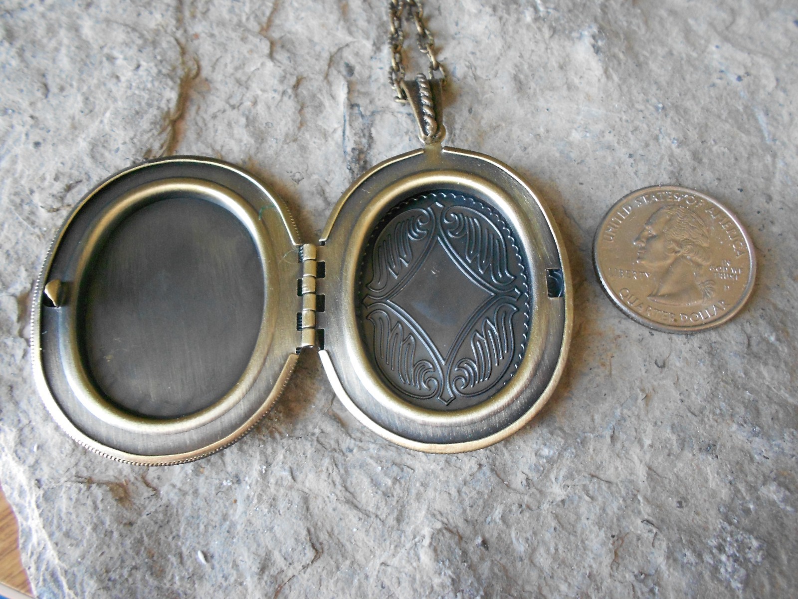 LILY OF THE VALLEY HAND PAINTED GREEN CAMEO LOCKET- ANTIQUE BRONZE, VINTAGE LOOK