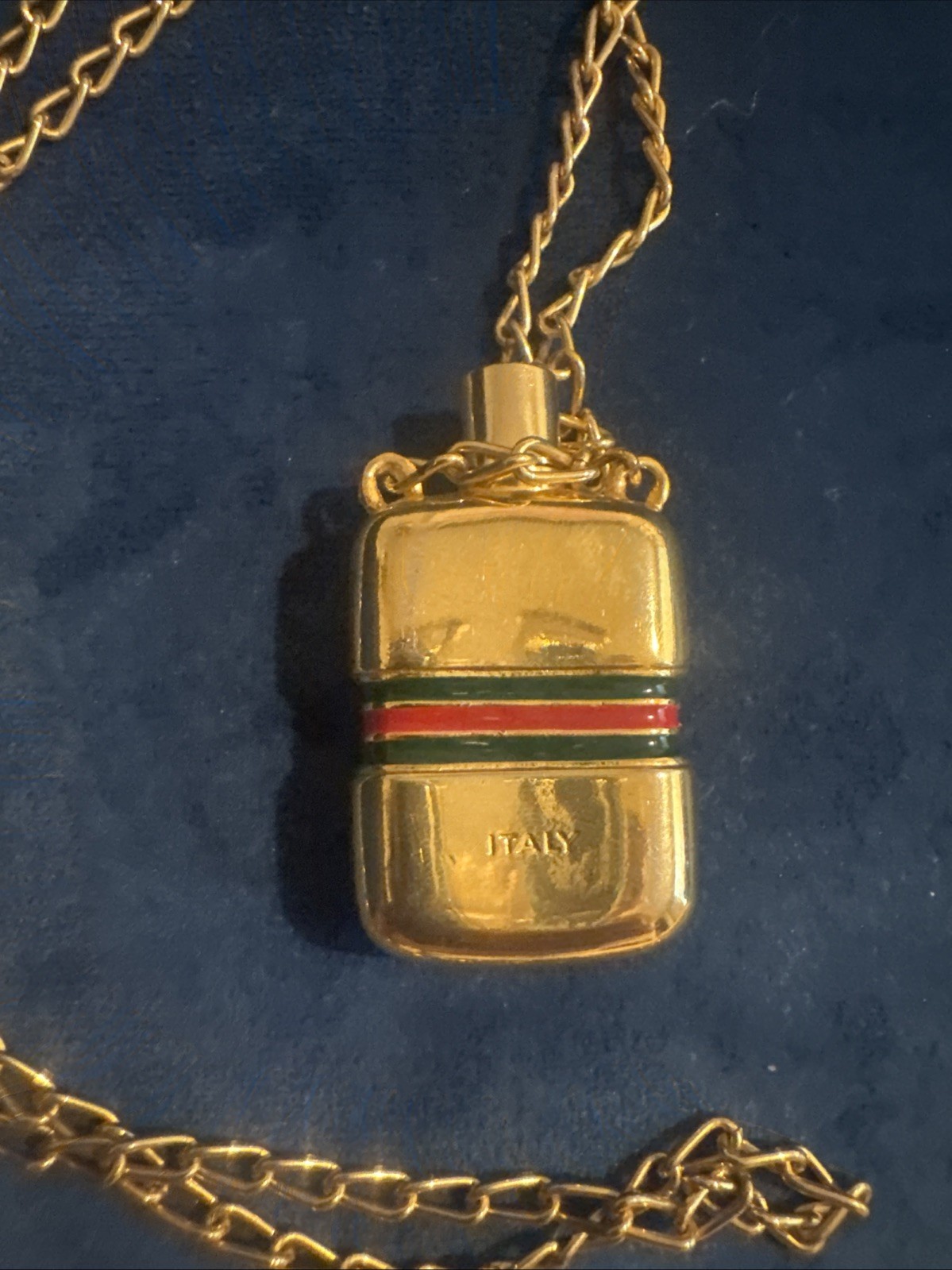 Gucci Vintage Logos Perfume Bottle Motif Gold Chain Necklace – RARE!